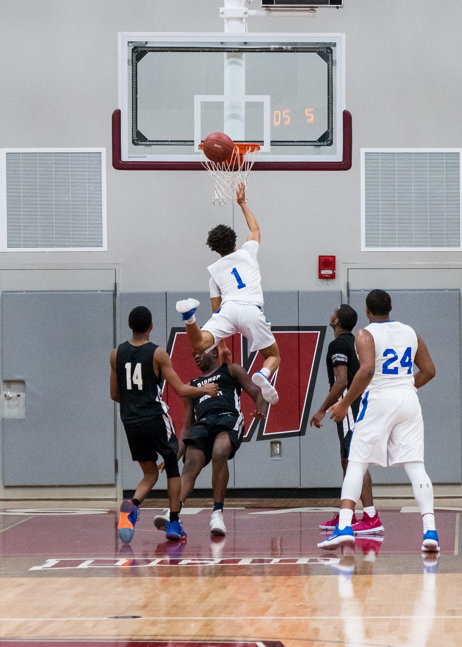 2017 Holiday Tournament Recap • 44th Annual